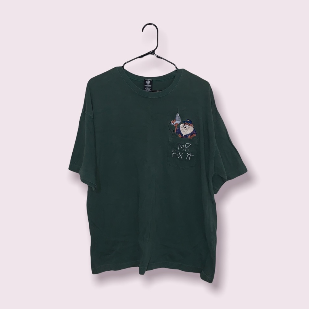 LAST CHANCE Vintage Embroidered Looney Tunes Taz Pocket Shirt